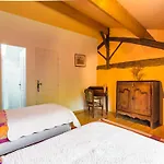 Poolside Haven In Salles * Larzac