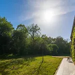 Poolside Haven In Salles