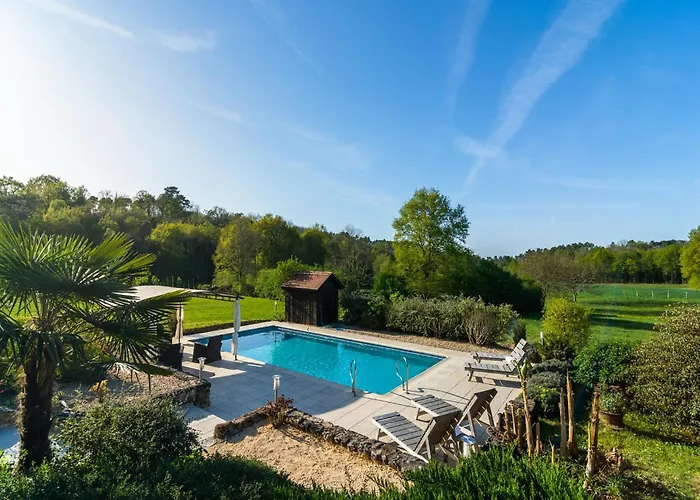 Poolside Haven In Salles