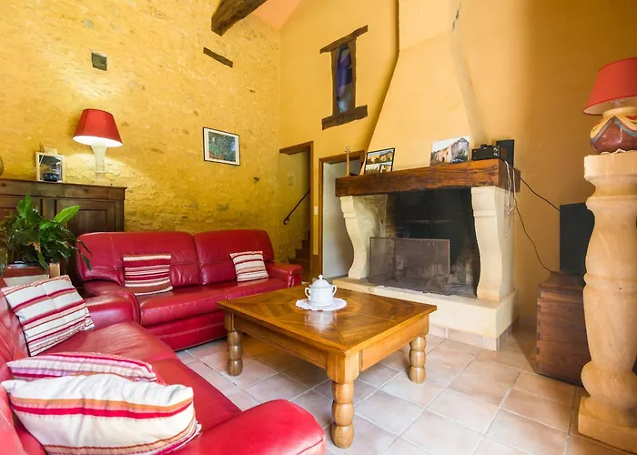 Poolside Haven In Salles * Larzac